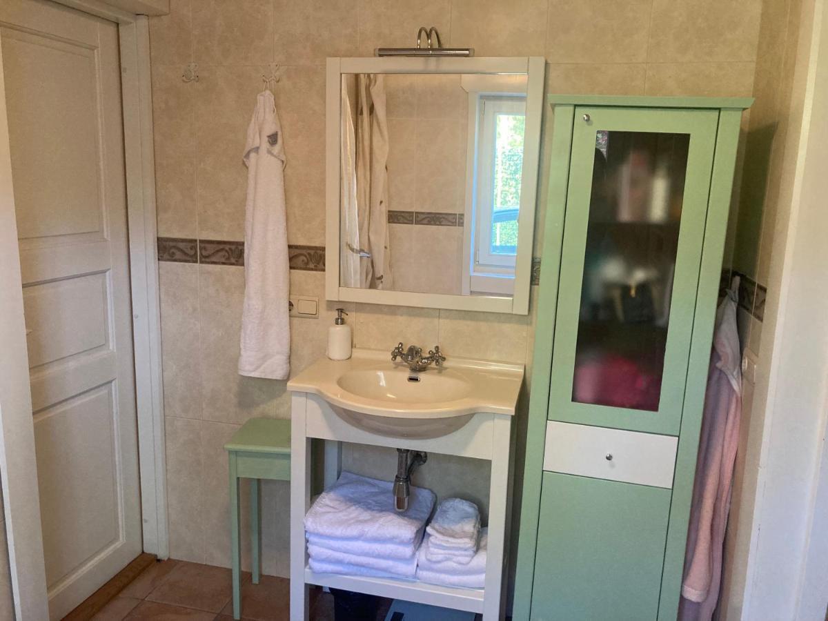 Houten Chalet/Bungalow In Het Bos, Sauna, Jacuzzi Meijel Exteriér fotografie