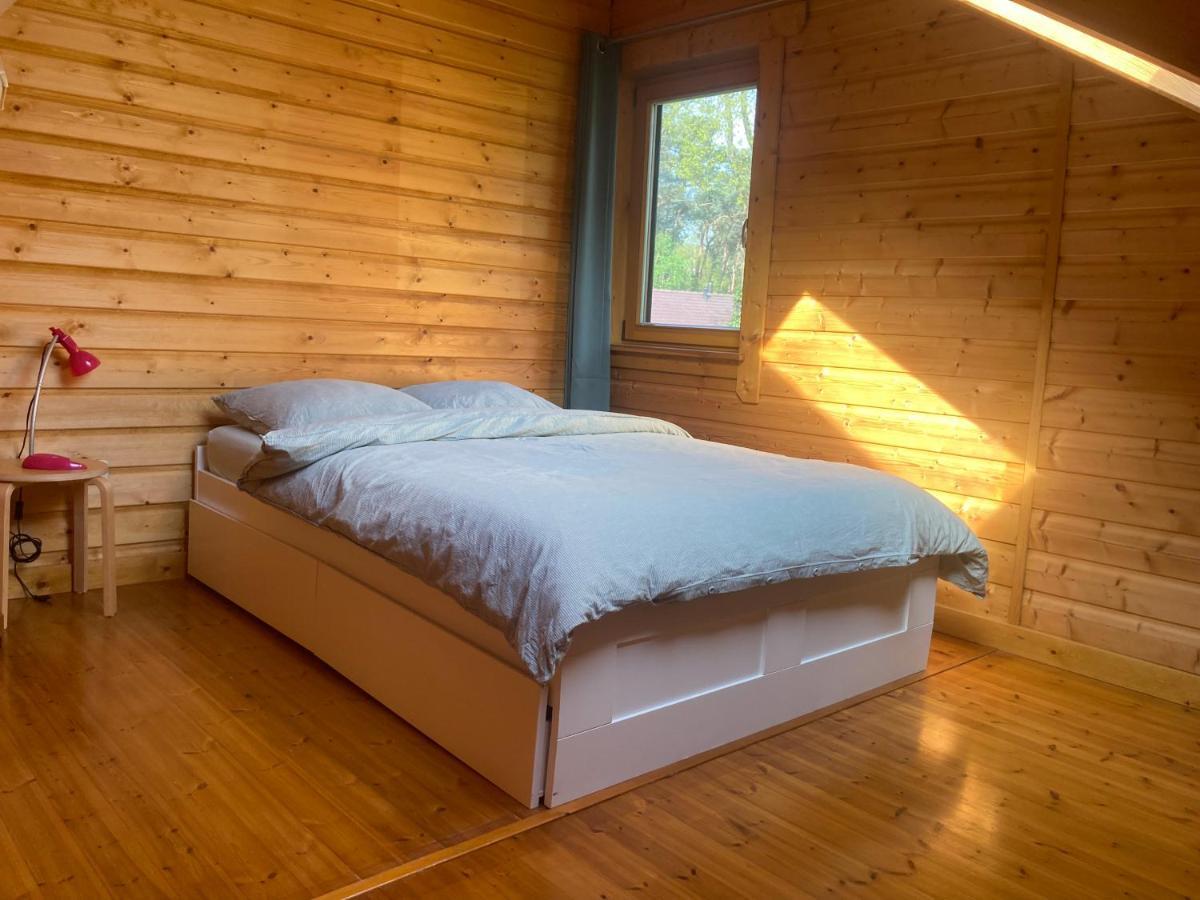 Houten Chalet/Bungalow In Het Bos, Sauna, Jacuzzi Meijel Exteriér fotografie